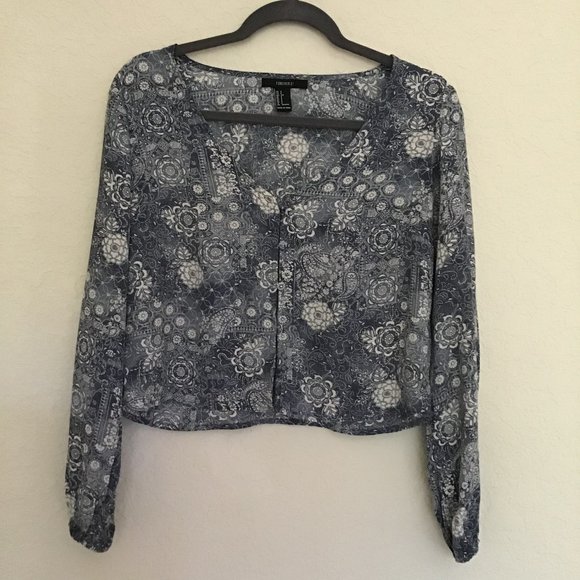 👗 Button Down Floral V-neck Blouse, Size S - Picture 4 of 9